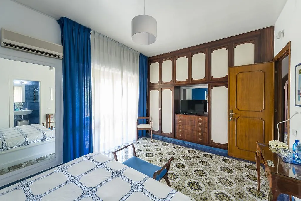B&B Mondello Holiday Palermo Italia