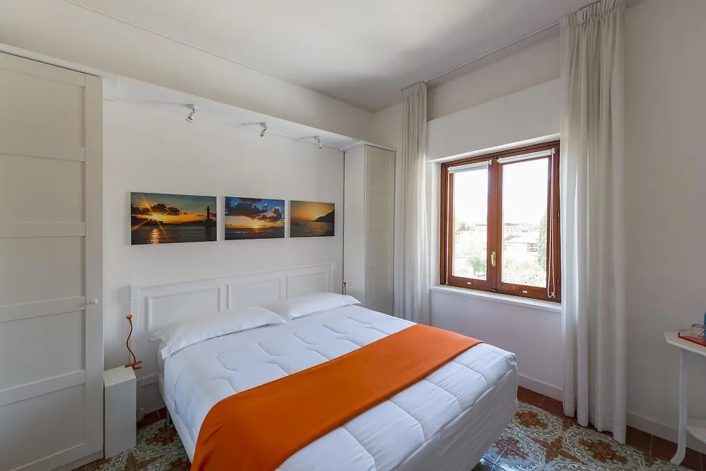 B&B Mondello Holiday Palermo 0*,